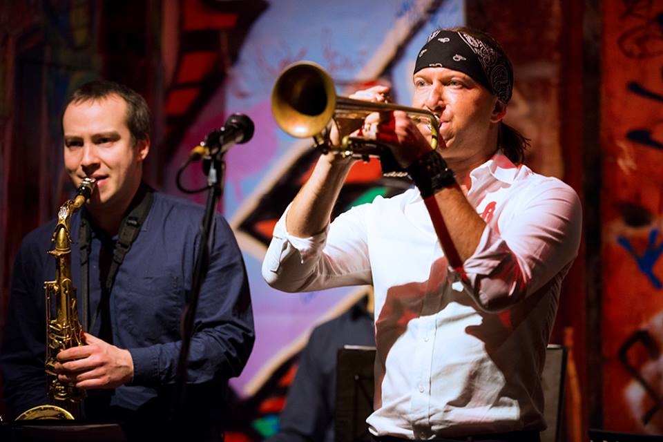 Mike Field (trumpet) and Paul Metcalfe (tenor sax)