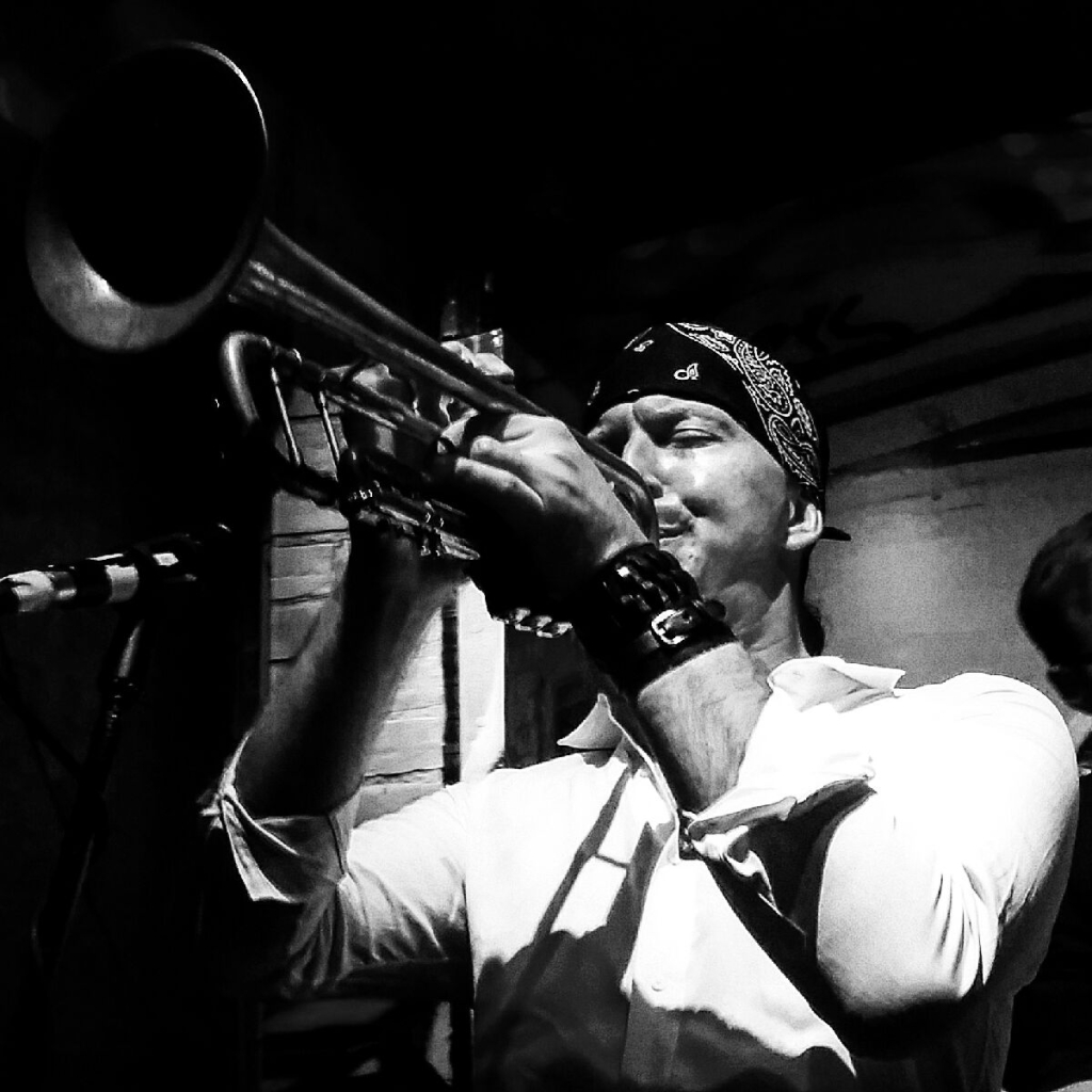 Mike Field Jazz Trumpet Harlem Restaurant