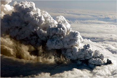 Volcano Waltz - The Iceland Volcano 2010