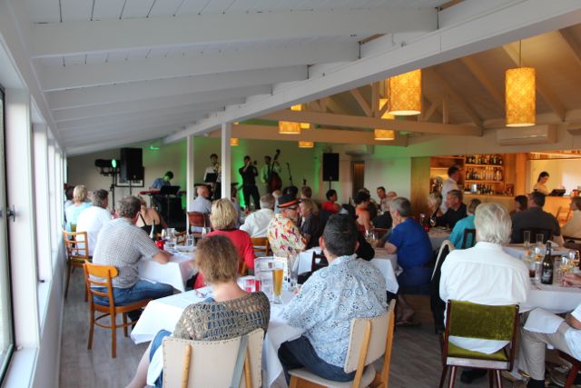 Dinner with Mike Field Jazz Quintet at the Waiheke Island Resort - Jan 24, 2014